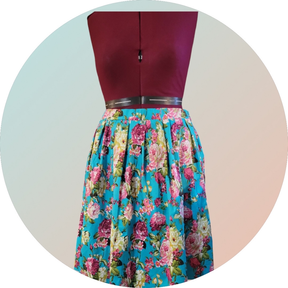 Taydey vibrant floral A line skirt